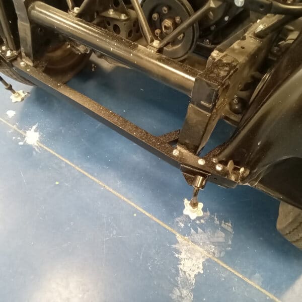 090425 1960 jensen 541r framework painted and fitted