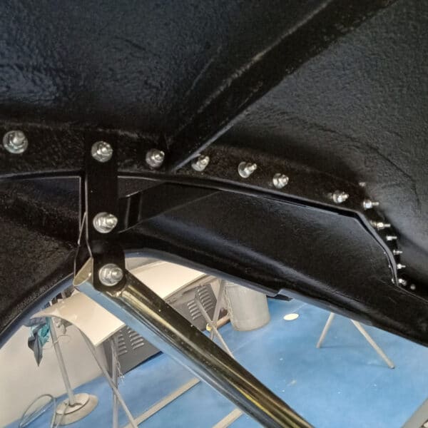 090425 1960 jensen 541r framework painted and fitted (7)