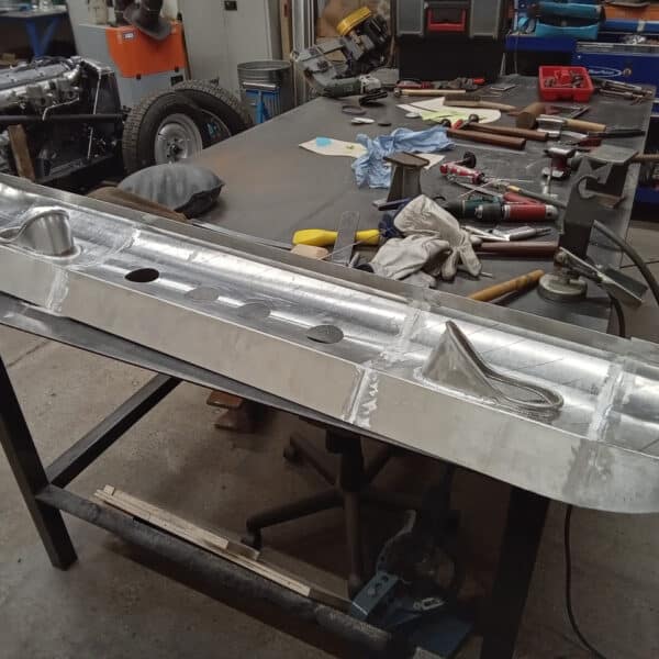 10.04.2025 1955 aston martin db24 drophead coupe red fabrication (1)