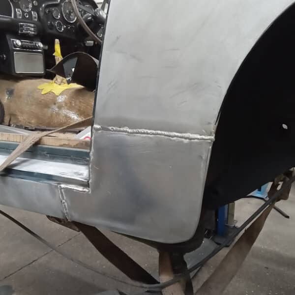 14042025 1969 aston martin db6 volante body repairs (1)