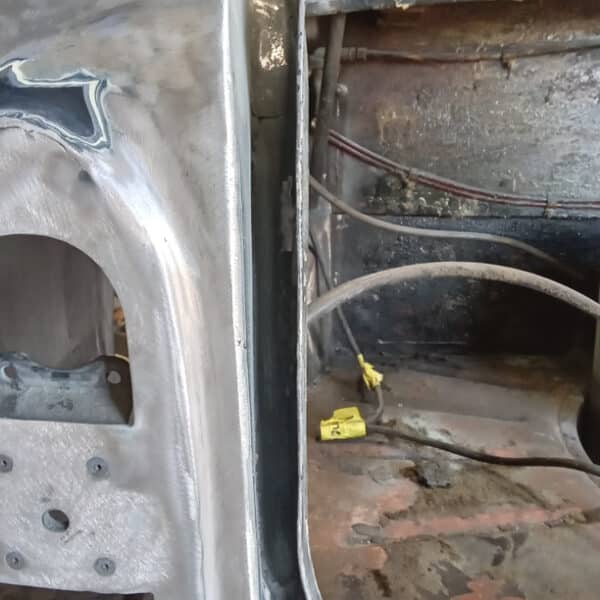 14042025 1969 aston martin db6 volante body repairs (10)