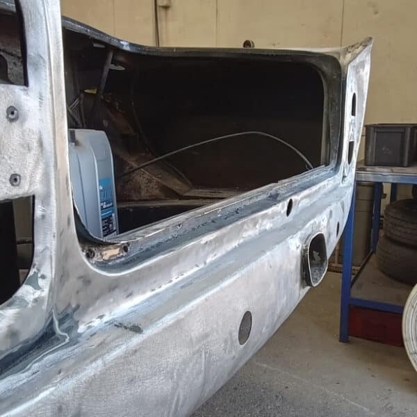 14042025 1969 aston martin db6 volante body repairs (8)