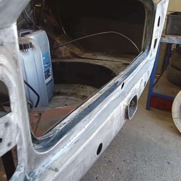 14042025 1969 aston martin db6 volante body repairs (9)
