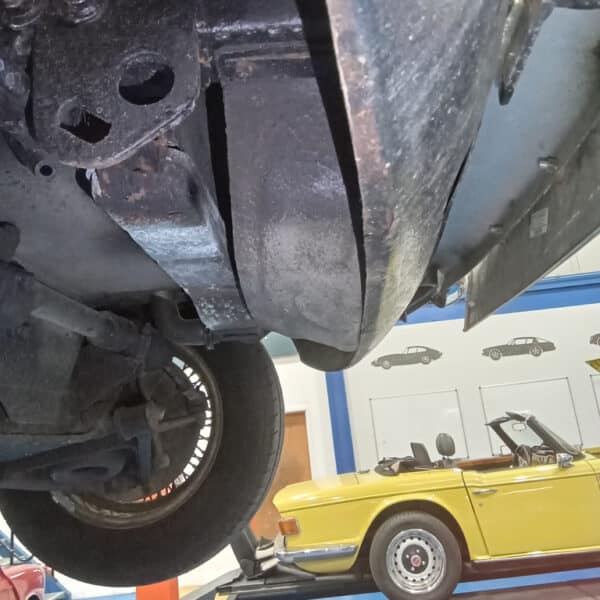 17042025 1975 mgb gt v8 brakes (15)