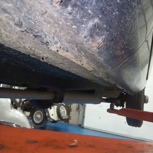 17042025 1975 mgb gt v8 brakes (16)
