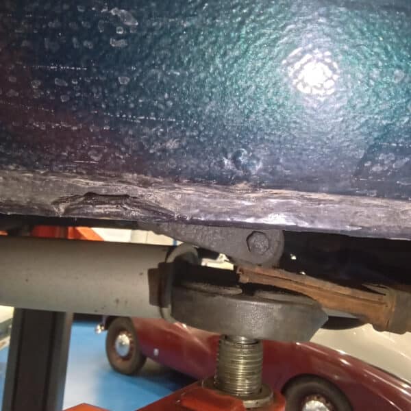17042025 1975 mgb gt v8 brakes (17)