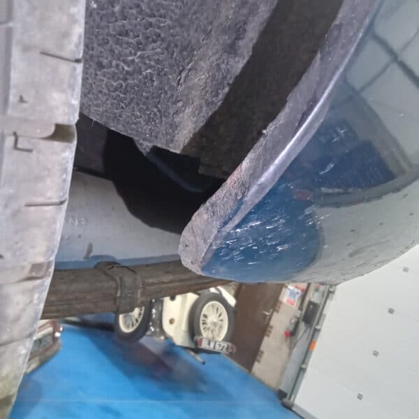 17042025 1975 mgb gt v8 brakes (18)