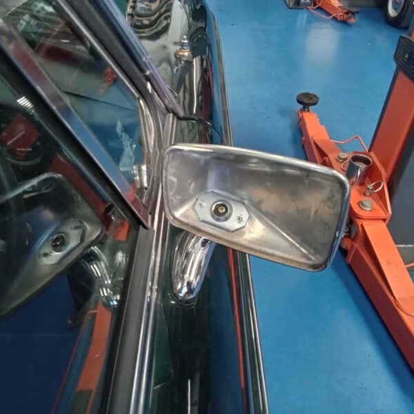17042025 1975 mgb gt v8 brakes (3)
