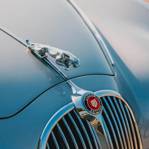 1963 jaguar mk2 2.4 arrival 3