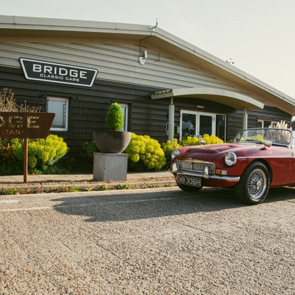 1970 mgc roadster arrival 1