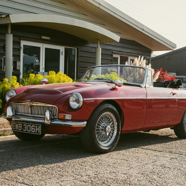 1970 mgc roadster arrival