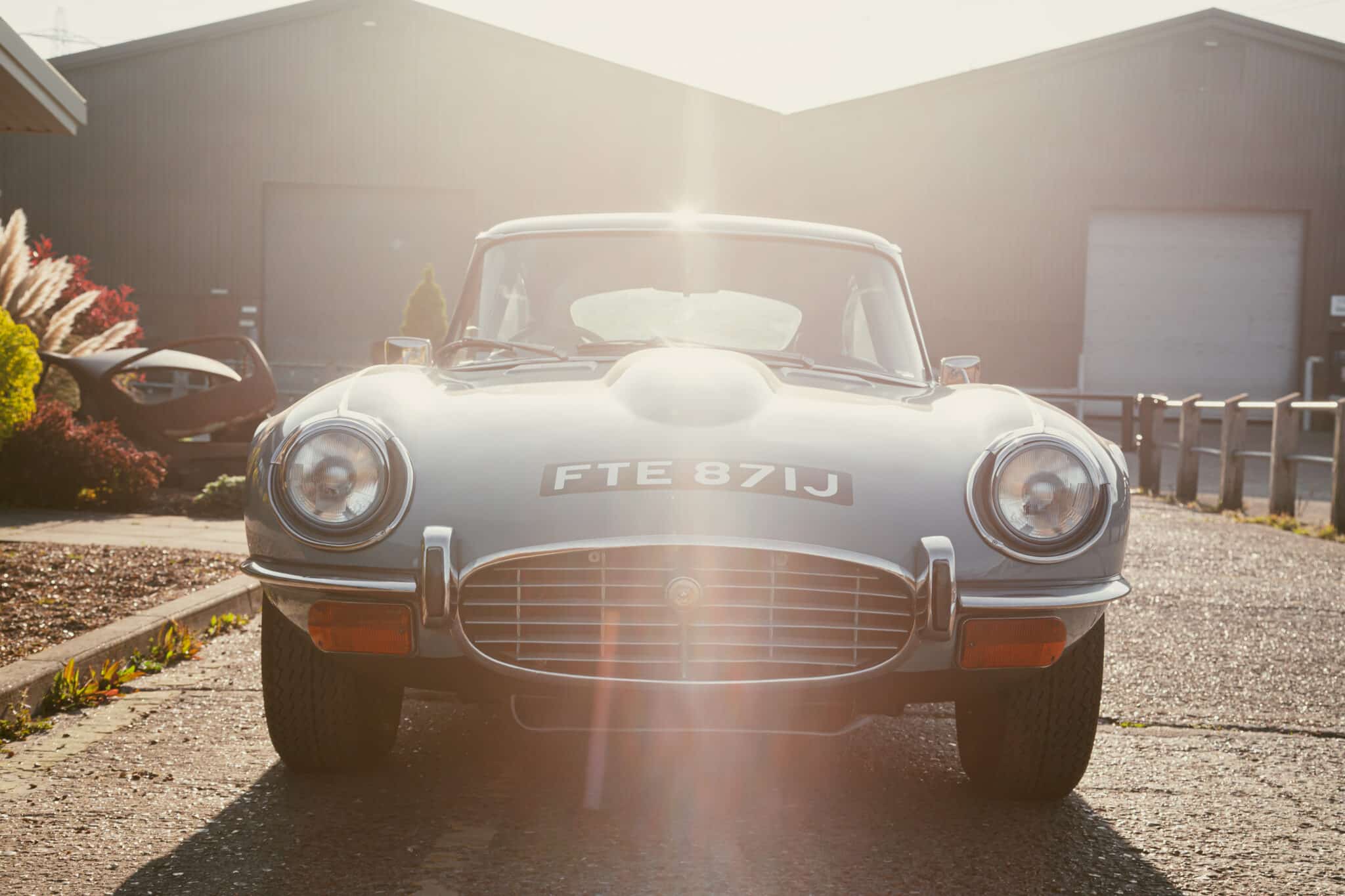 1971 jaguar e type series 3 coupe arrival 2