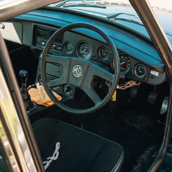 1978 mgb gt arrival 6