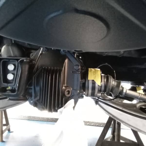 1987 mercedes 500 sl rear subframe refit (15)