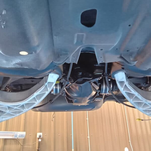 1987 mercedes 500 sl rear subframe refit (21)