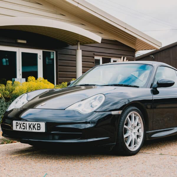 2002 porsche 911 arrival