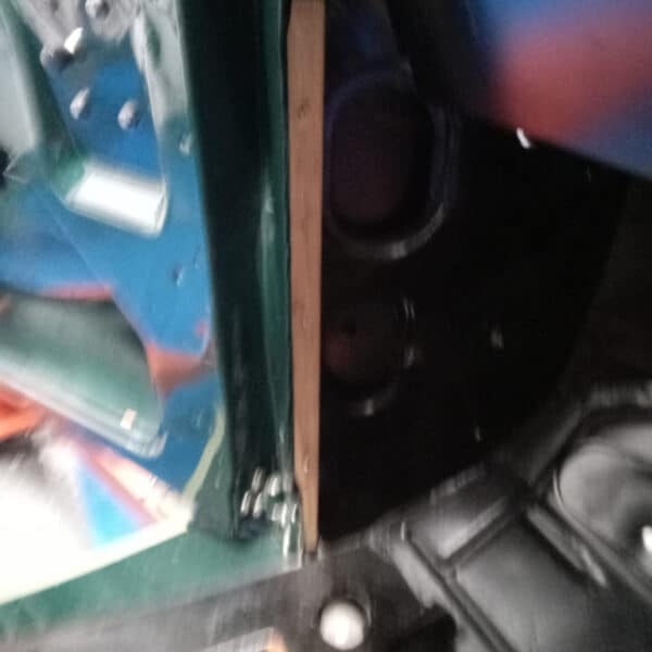22.04.2025 1951 austin devon pickup green carb (26)