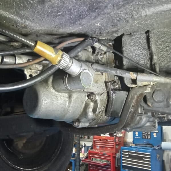 22.04.2025 1963 fiat 500 blue more repairs (3)