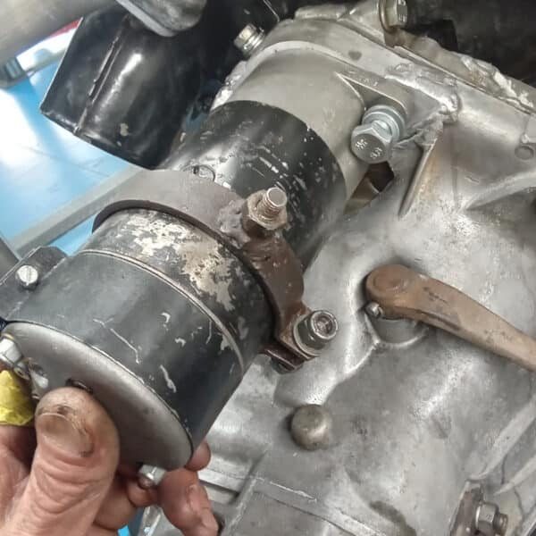 22.04.2025 1963 fiat 500 blue reassembly (4)