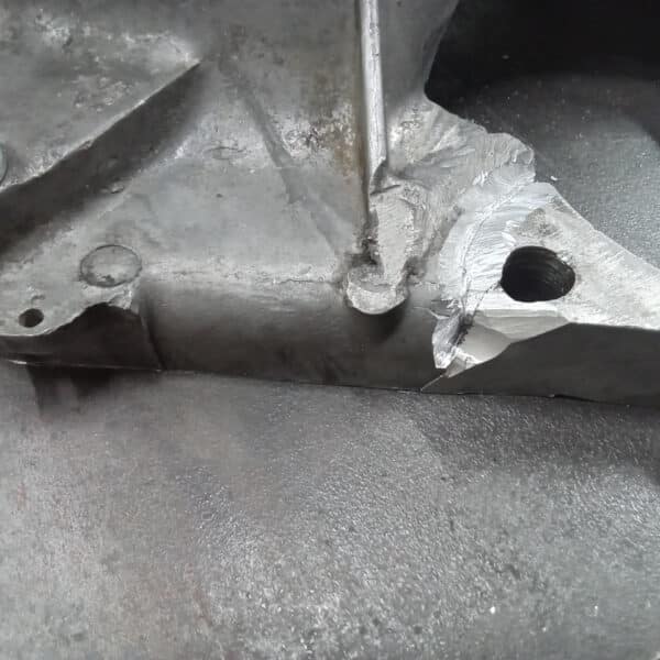 22.04.2025 1963 fiat 500 blue welding (4)