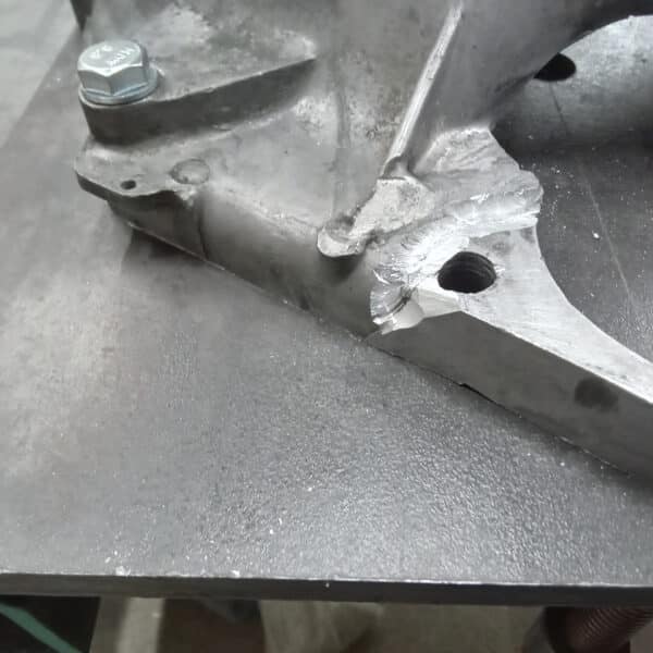 22.04.2025 1963 fiat 500 blue welding (5)