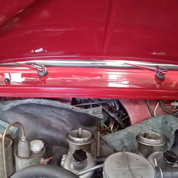 22.04.2025 1968 austin mini cooper s heated window (4)