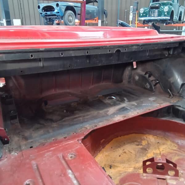 22.04.2025 1978 mercedes 350sl red (78)