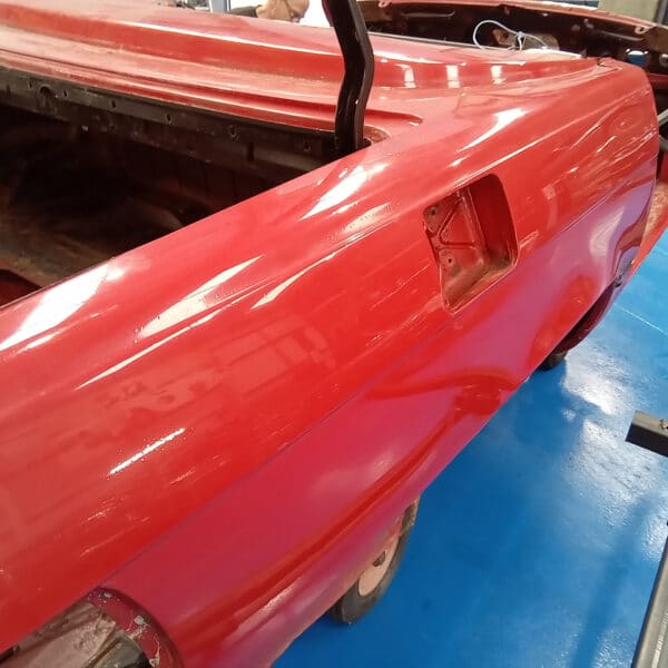 22.04.2025 1978 mercedes 350sl red (82)