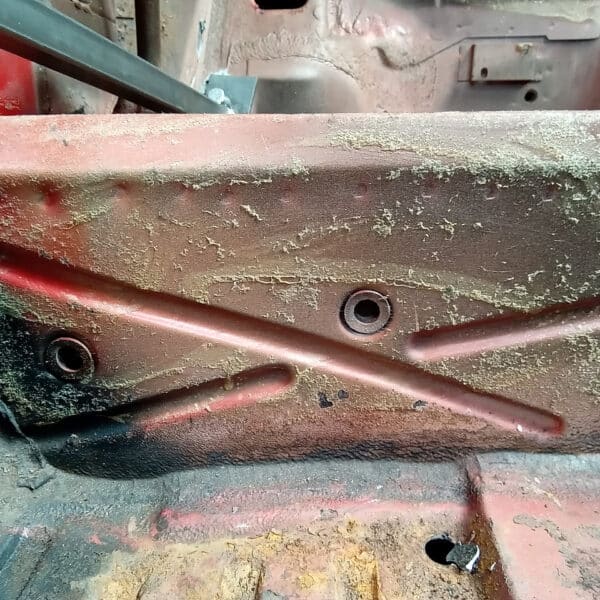 22.04.2025 1978 mercedes 350sl red (83)