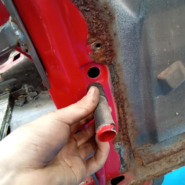 22.04.2025 1978 mercedes 350sl red (84)