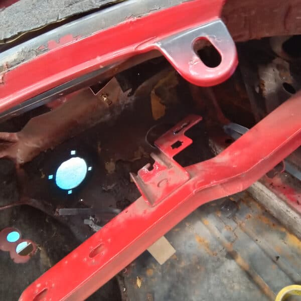 22.04.2025 1978 mercedes 350sl red (93)