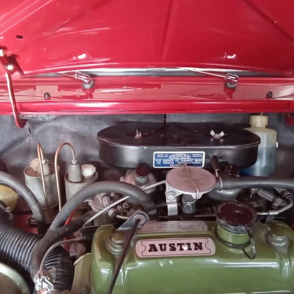 24.04.2025 1968 austin mini cooper s red light (17)