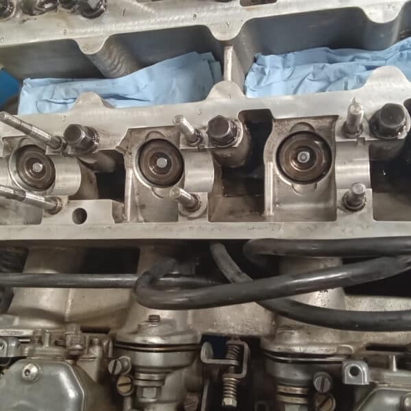 24.04.2025 1968 ford lotus cortina white and green camshafts (13)
