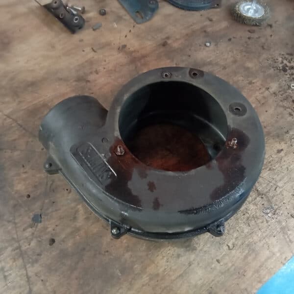 24.04.2025 1969 aston martin db6 volante blue restore heater fans (7)