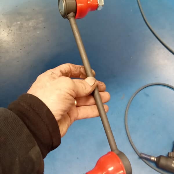 24.04.2025 2014 volkswagen transporter t30 tline 140 silver anti roll bar (2)