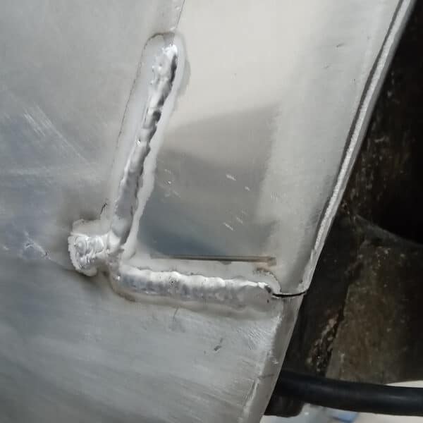 24.05.2025 1969 aston martin db6 volante blue front end repairs (20)