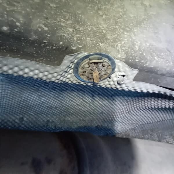 24.05.2025 2014 volkswagen transporter t30 tline 140 silver appraisal and repairs (16)