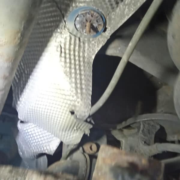 24.05.2025 2014 volkswagen transporter t30 tline 140 silver appraisal and repairs (21)