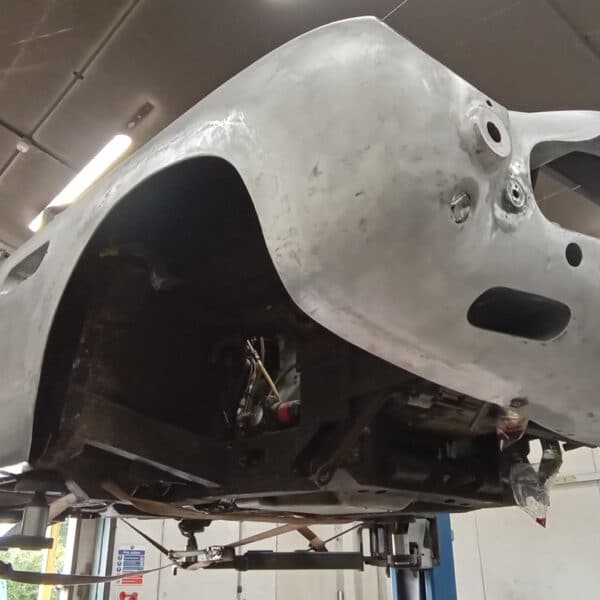250425 1969 aston martin db6 volante final repair sections (3)