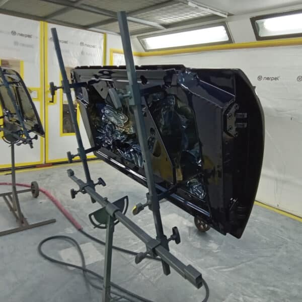 250425 1976 jensen interceptor panels in colour