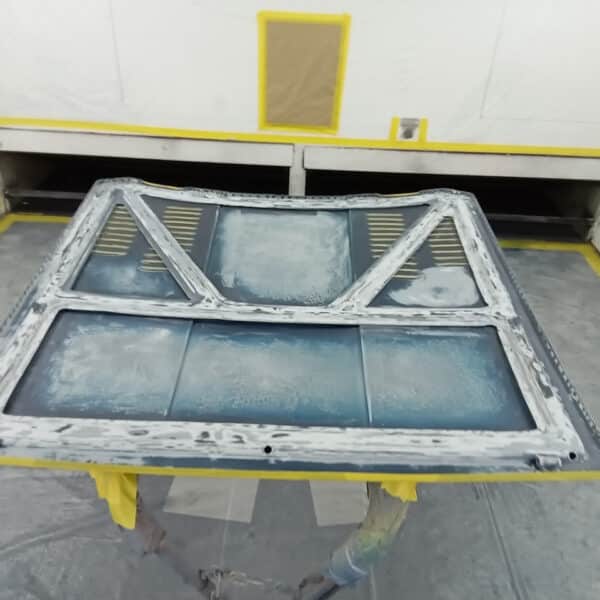 250425 1976 jensen intercetor bonnet prep and paint (12)