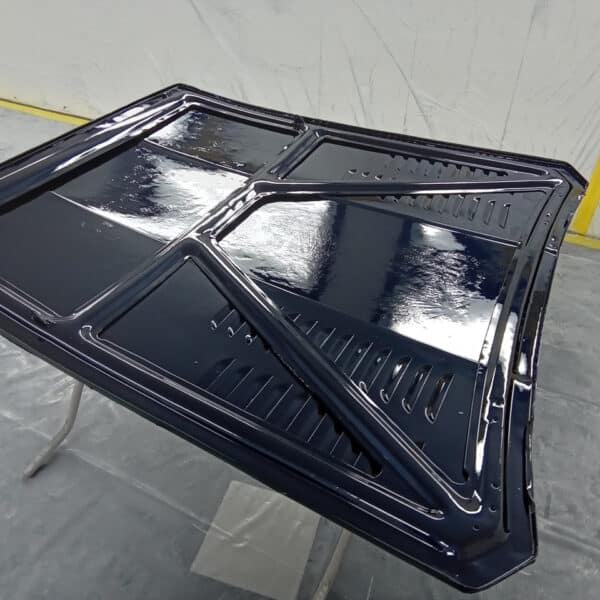 250425 1976 jensen intercetor bonnet prep and paint (3)