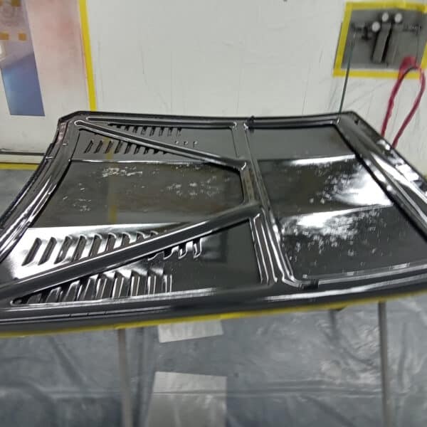 250425 1976 jensen intercetor bonnet prep and paint (7)