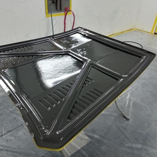 250425 1976 jensen intercetor bonnet prep and paint (8)