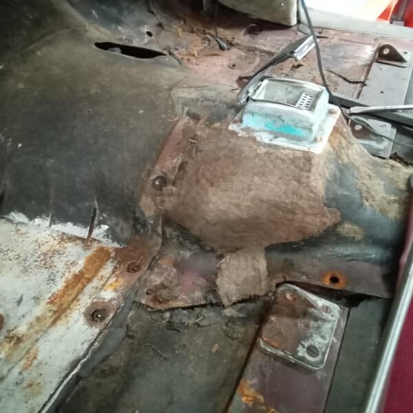 8.04.2025 1956 sunbeam talbot 1983 flywheel (24)