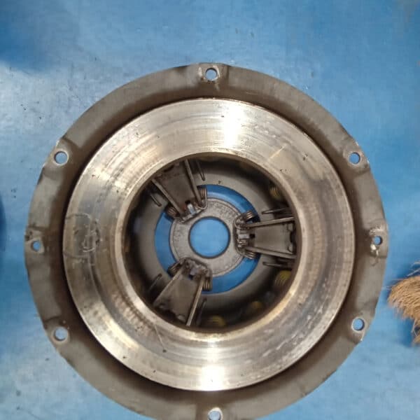 8.04.2025 1956 sunbeam talbot 1983 flywheel (47)
