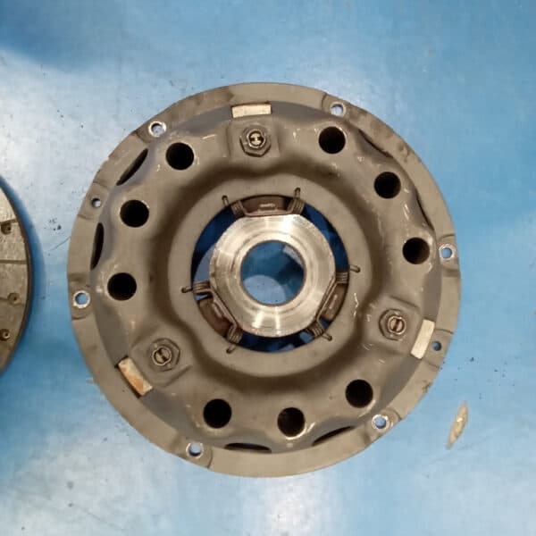 8.04.2025 1956 sunbeam talbot 1983 flywheel (48)