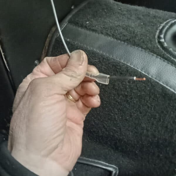 90425 1978 mg midget heater fan switch install (6)