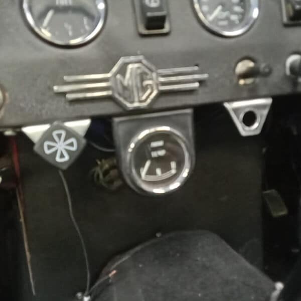 90425 1978 mg midget heater fan switch install (7)