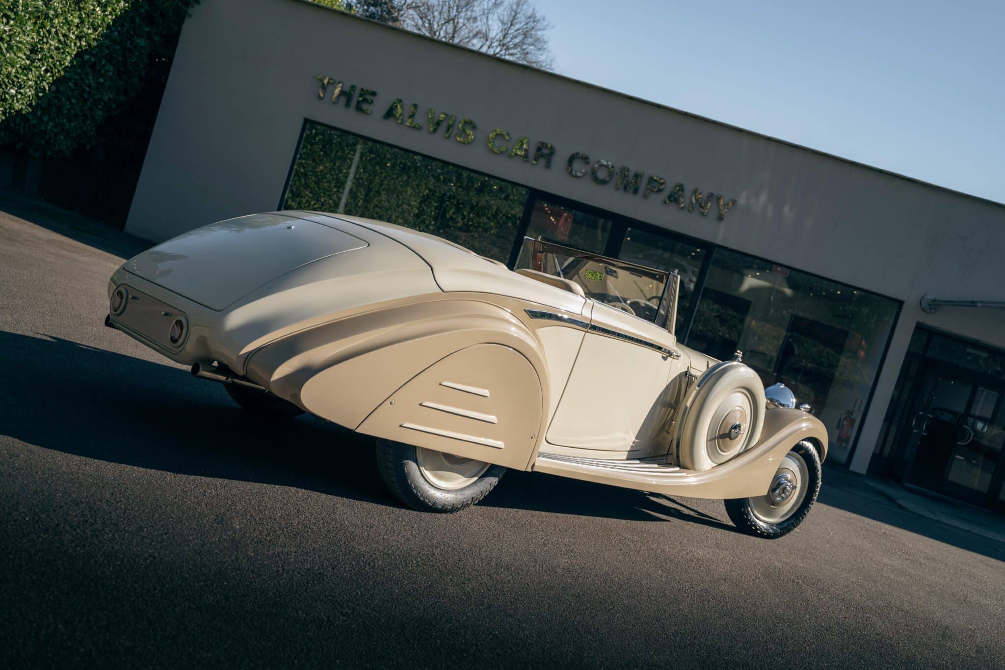 alvis lancefield rear three quarter